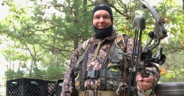 6 Scent Control Tips for Bow Hunting