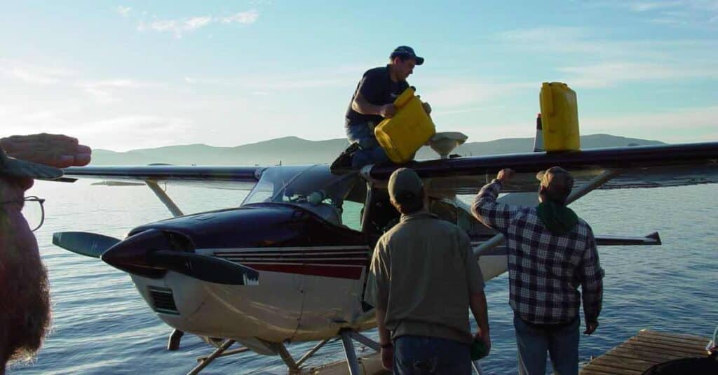 Refueling the float plane
